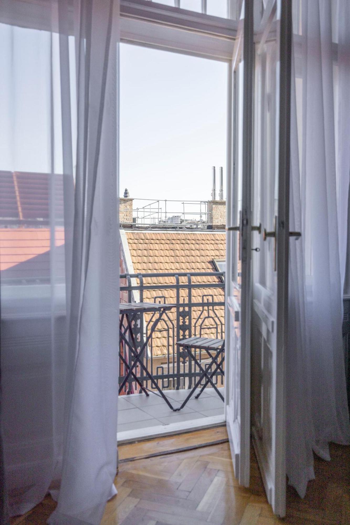 Exclusive & Cozy W' Balcony Budapest